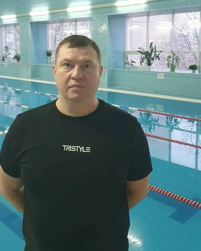 Игорь Коледа — тренер по плаванию клуба Тристайл, Минск
